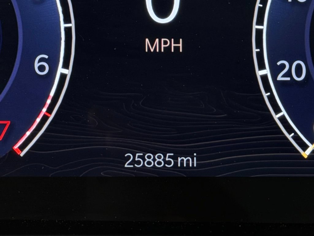 Certified 2024 Jeep Grand Cherokee Overland AWD/4WD image 16