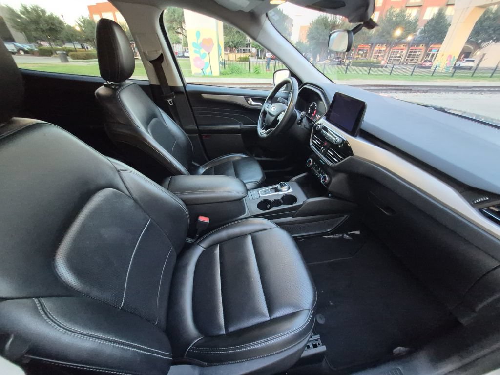 Used 2021 Ford Escape SEL AWD/4WD image 18