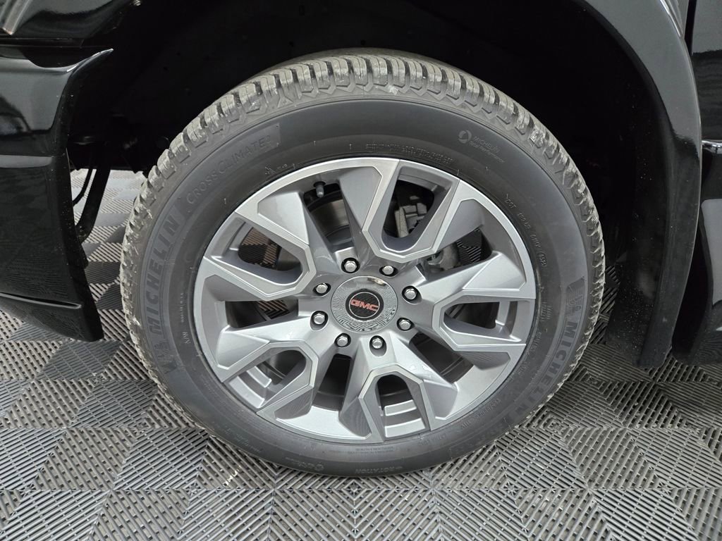 New 2024 GMC Savana 2500 image 15