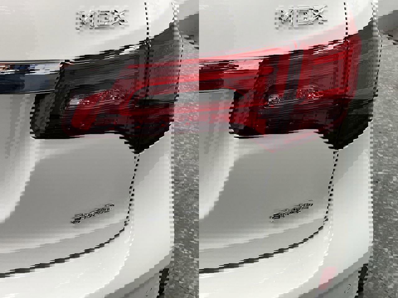 Used 2020 Acura MDX SH-AWD w/Technology Pkg image 33