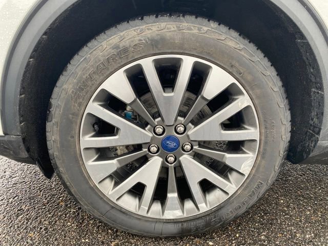 Used 2022 Ford Escape Titanium AWD/4WD image 19