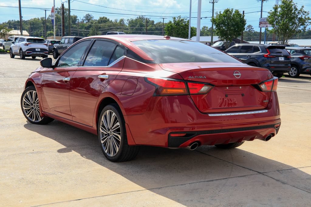 Used 2023 Nissan Altima 2.5 SL AWD/4WD image 2