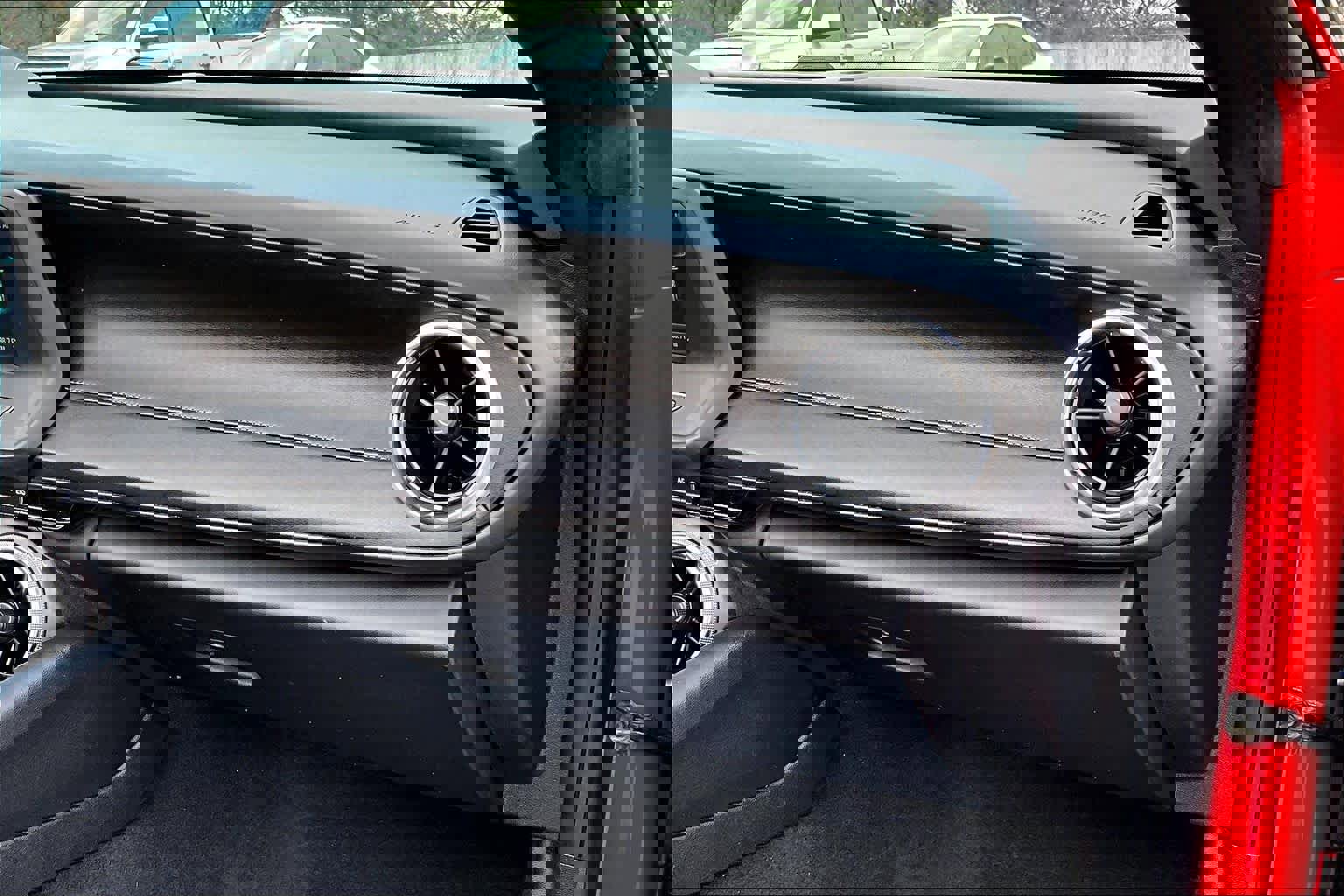 Used 2017 Chevrolet Camaro LT w/ RS Package image 15