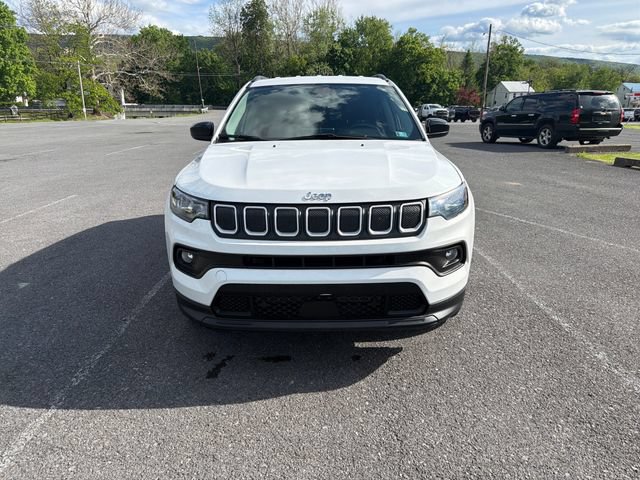 Used 2022 Jeep Compass Latitude AWD/4WD image 8