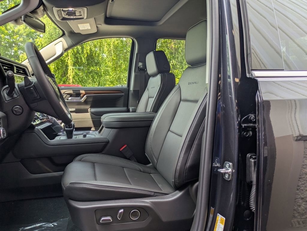 New 2026 GMC Sierra 1500 Denali image 13