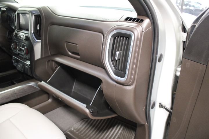 Used 2021 Chevrolet Silverado 2500 LTZ w/ LTZ Convenience Package image 26