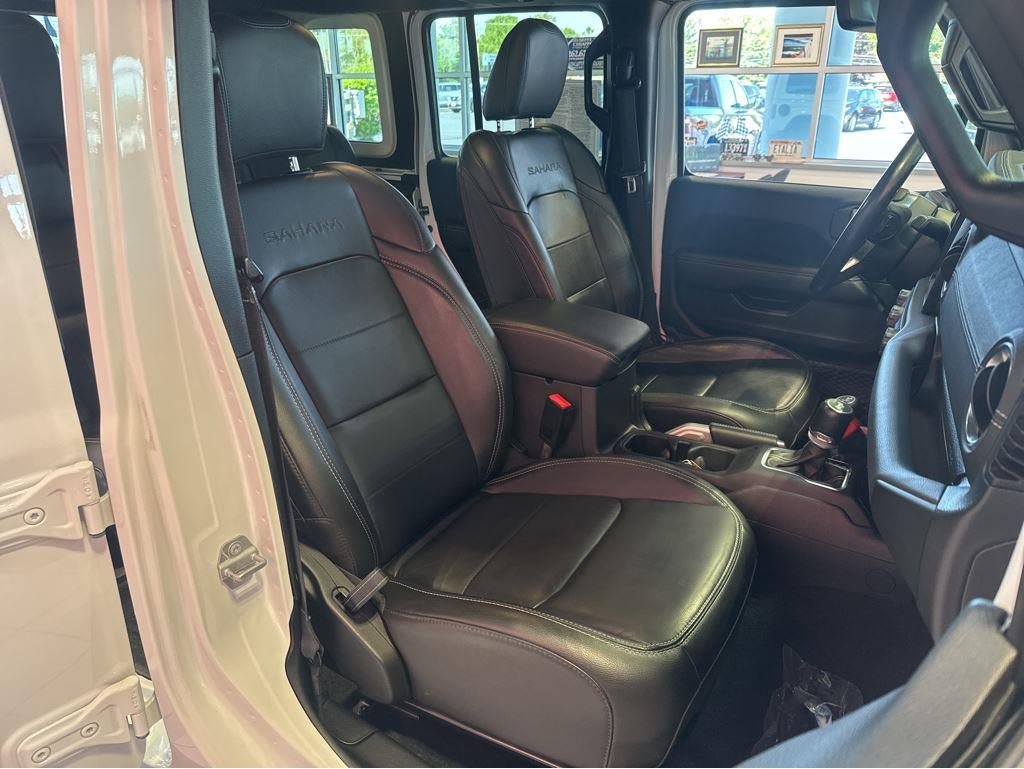 Used 2021 Jeep Wrangler Unlimited Sahara AWD/4WD image 31