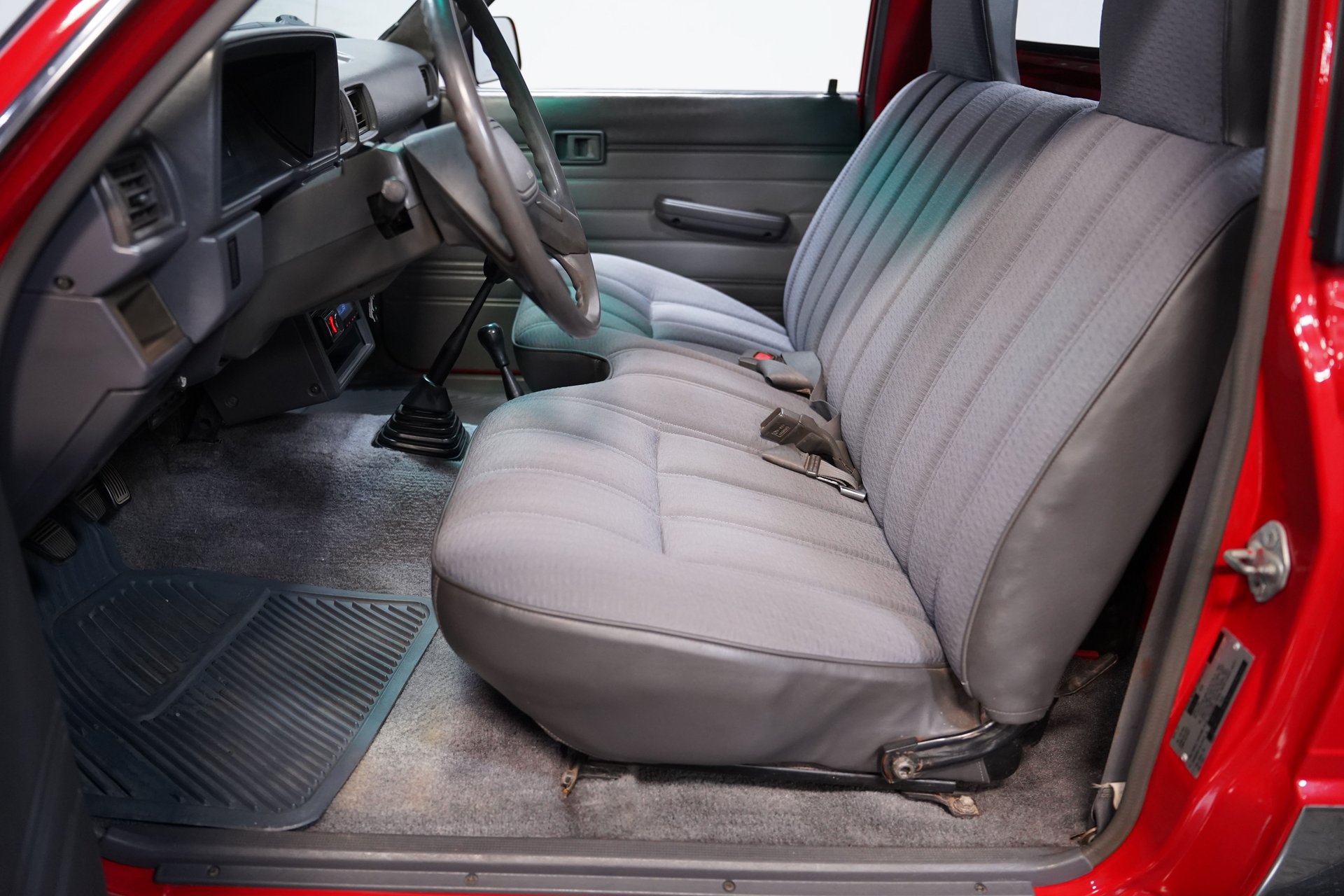 Used 1988 Toyota Pickup 4x4 Regular Cab image 30