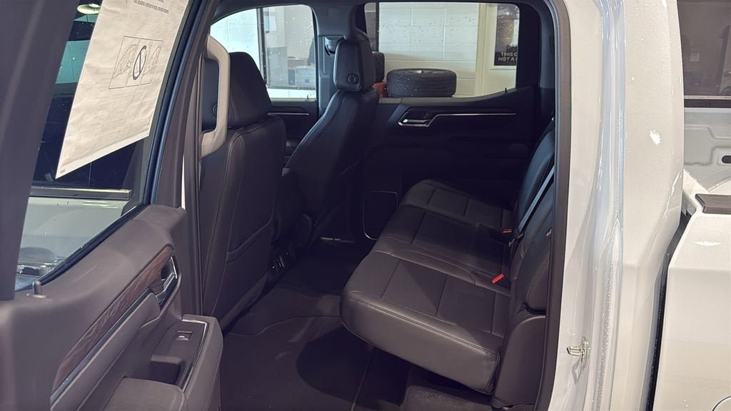 New 2026 GMC Sierra 1500 SLT AWD/4WD image 18