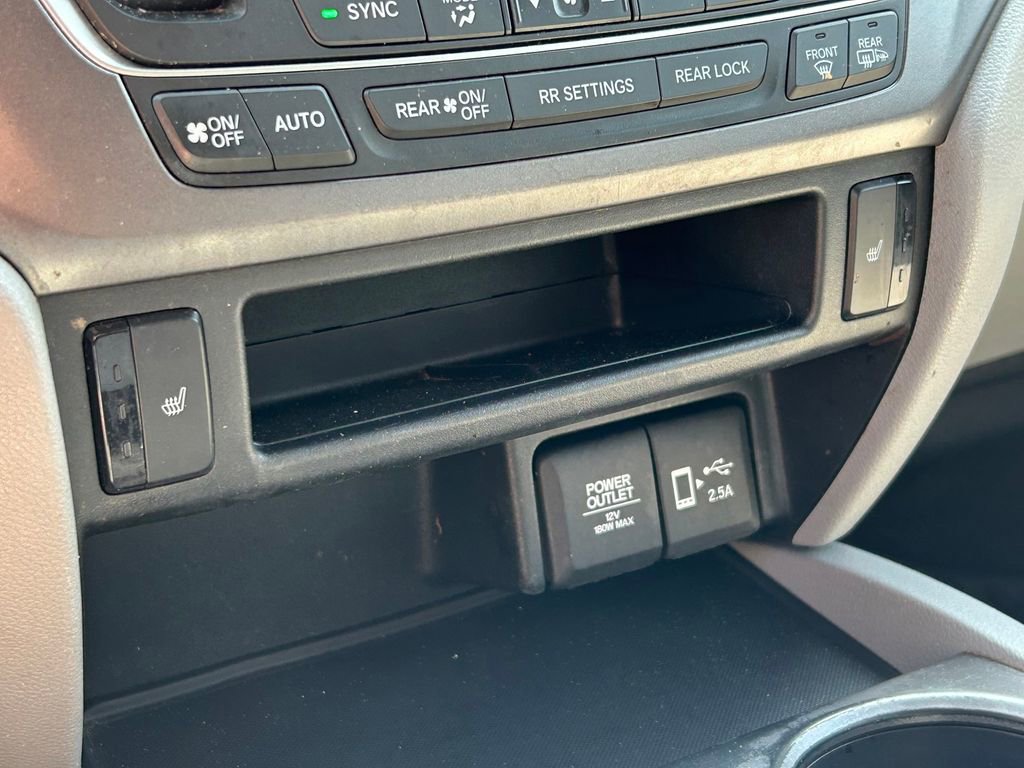 Used 2021 Honda Pilot EX image 28