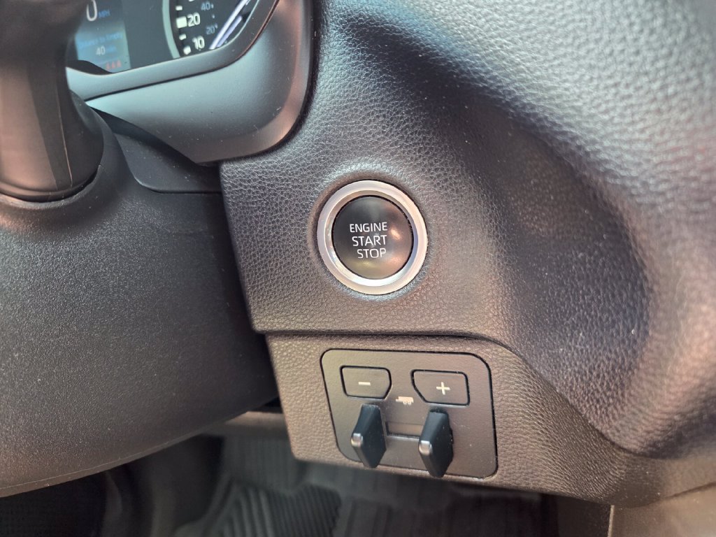 Used 2024 Toyota Tundra SR5 AWD/4WD image 28