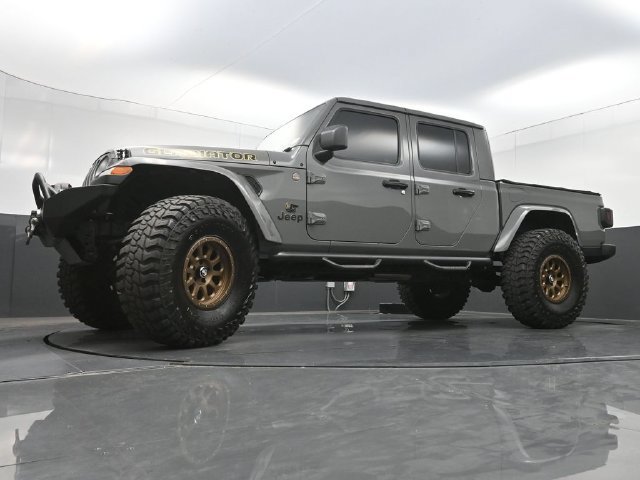 Used 2020 Jeep Gladiator Overland AWD/4WD image 32