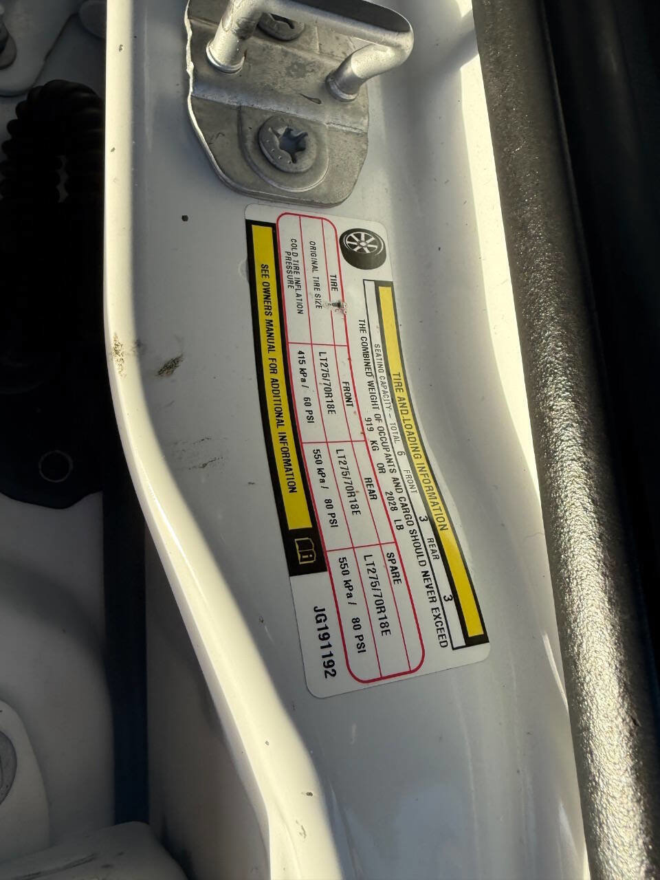 Used 2018 RAM 2500 Tradesman w/ Chrome Appearance Group image 36