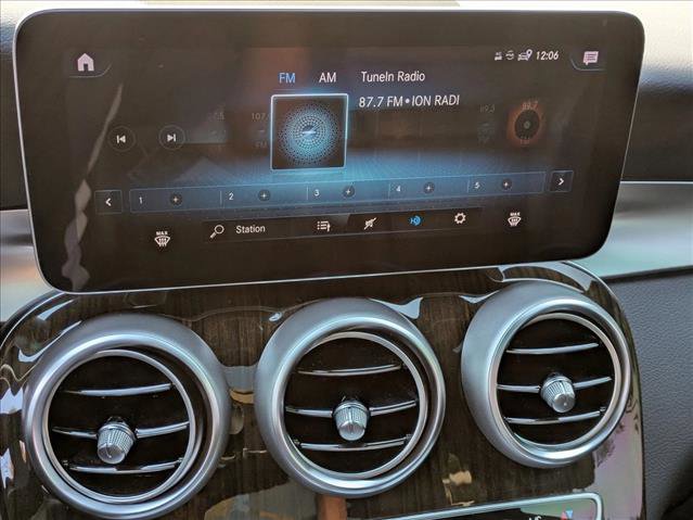 Used 2022 Mercedes-Benz GLC 300 image 13