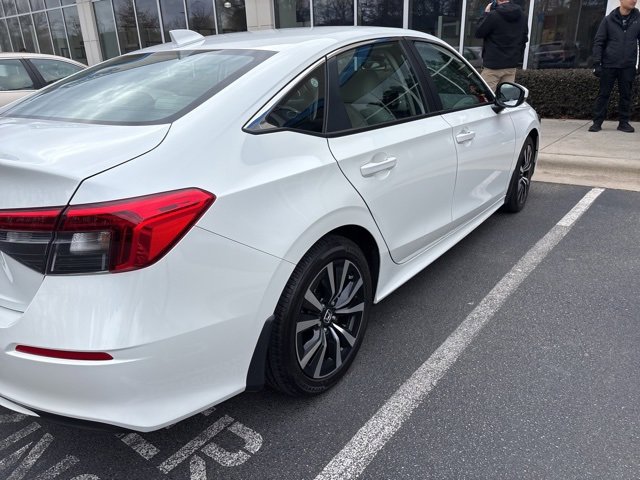 Used 2023 Honda Civic EX image 13