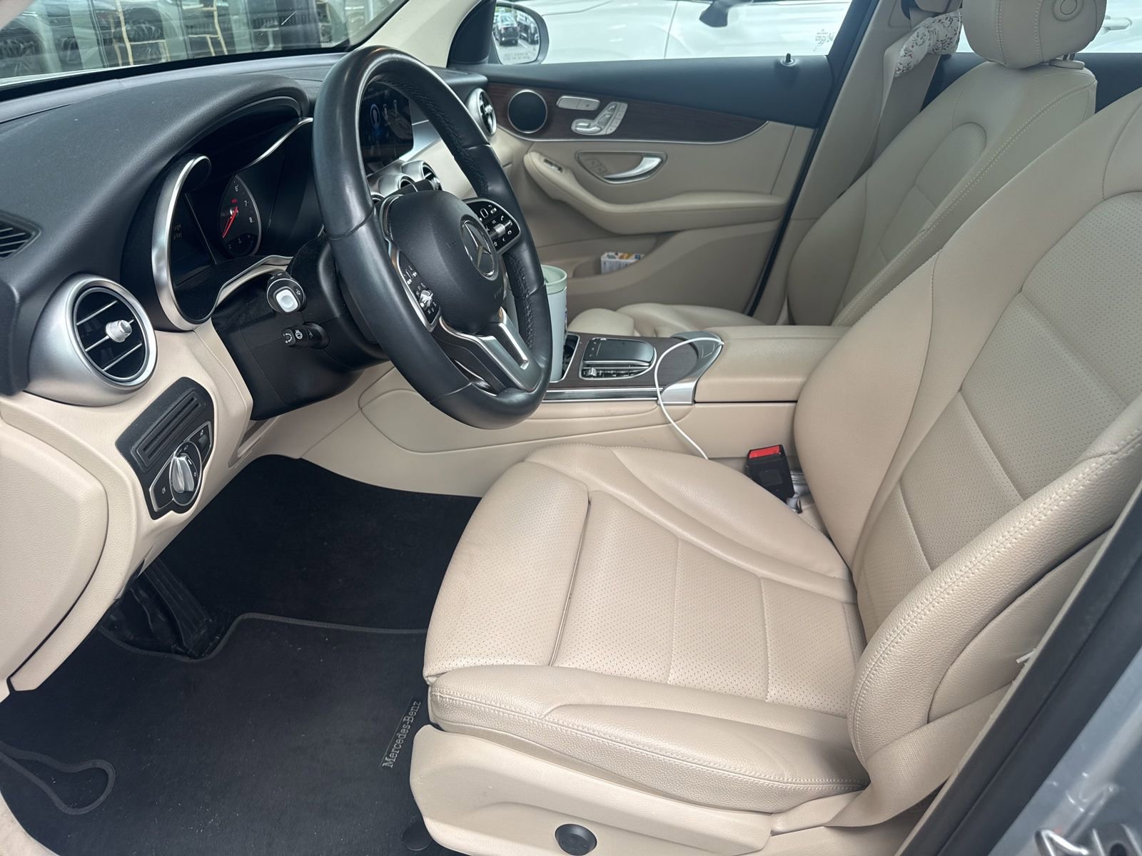 Certified 2022 Mercedes-Benz GLC 300 image 9