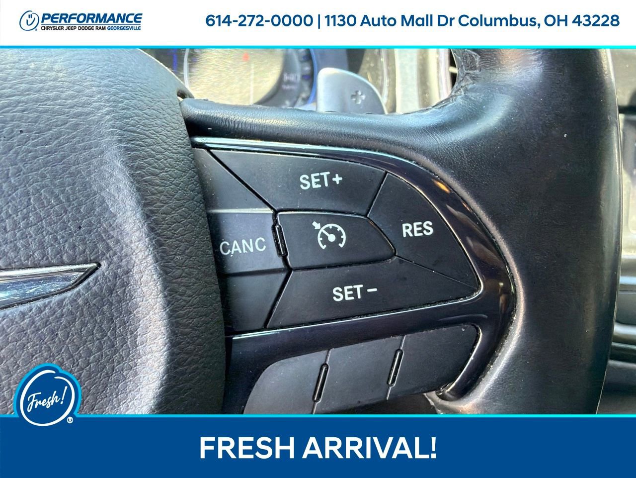 Used 2016 Chrysler 200 S FWD image 16