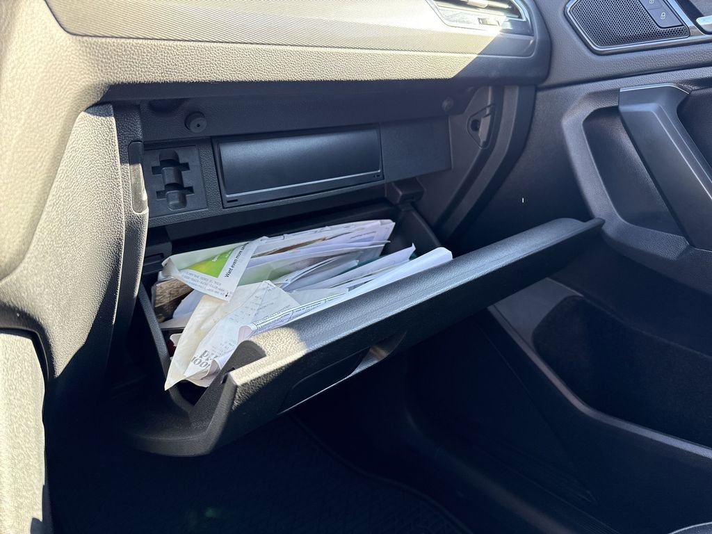 Certified 2023 Volkswagen Tiguan SE image 42