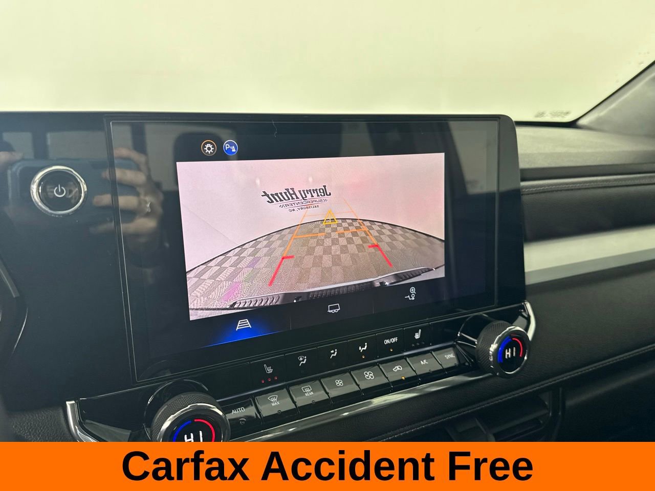 Used 2026 Chevrolet Colorado LT image 3