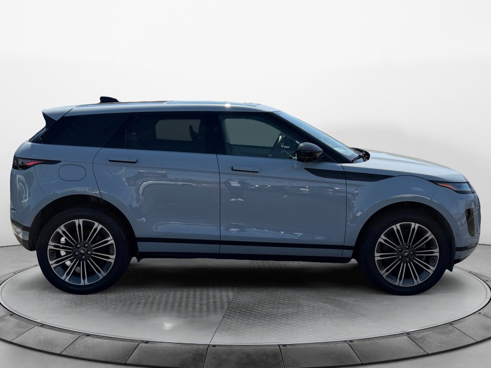 Used 2024 Land Rover Range Rover Evoque S image 8