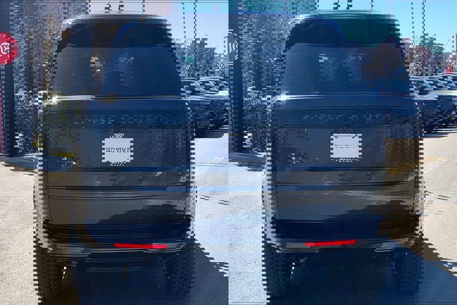 New 2026 Land Rover Range Rover SE image 4