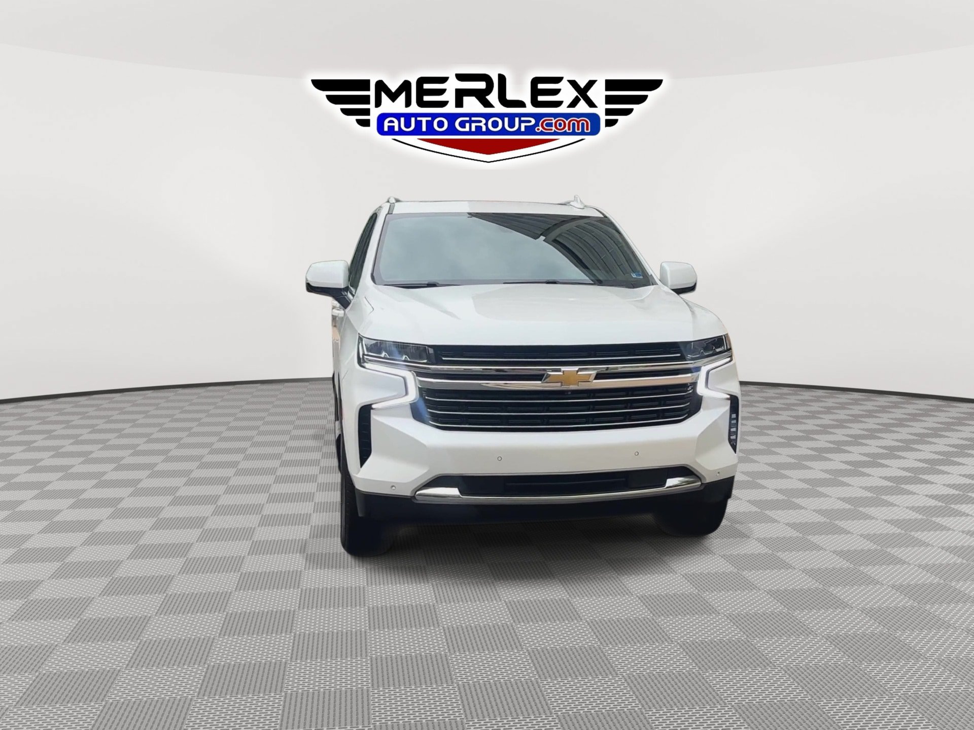 Used 2022 Chevrolet Tahoe LT w/ LT Signature Package AWD/4WD image 3
