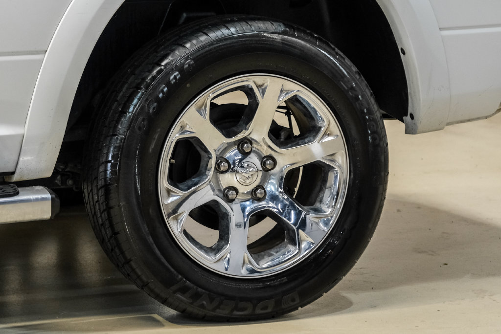 Used 2018 RAM 1500 Laramie AWD/4WD image 48