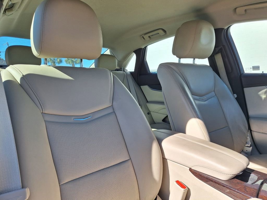 Used 2014 Cadillac XTS image 24