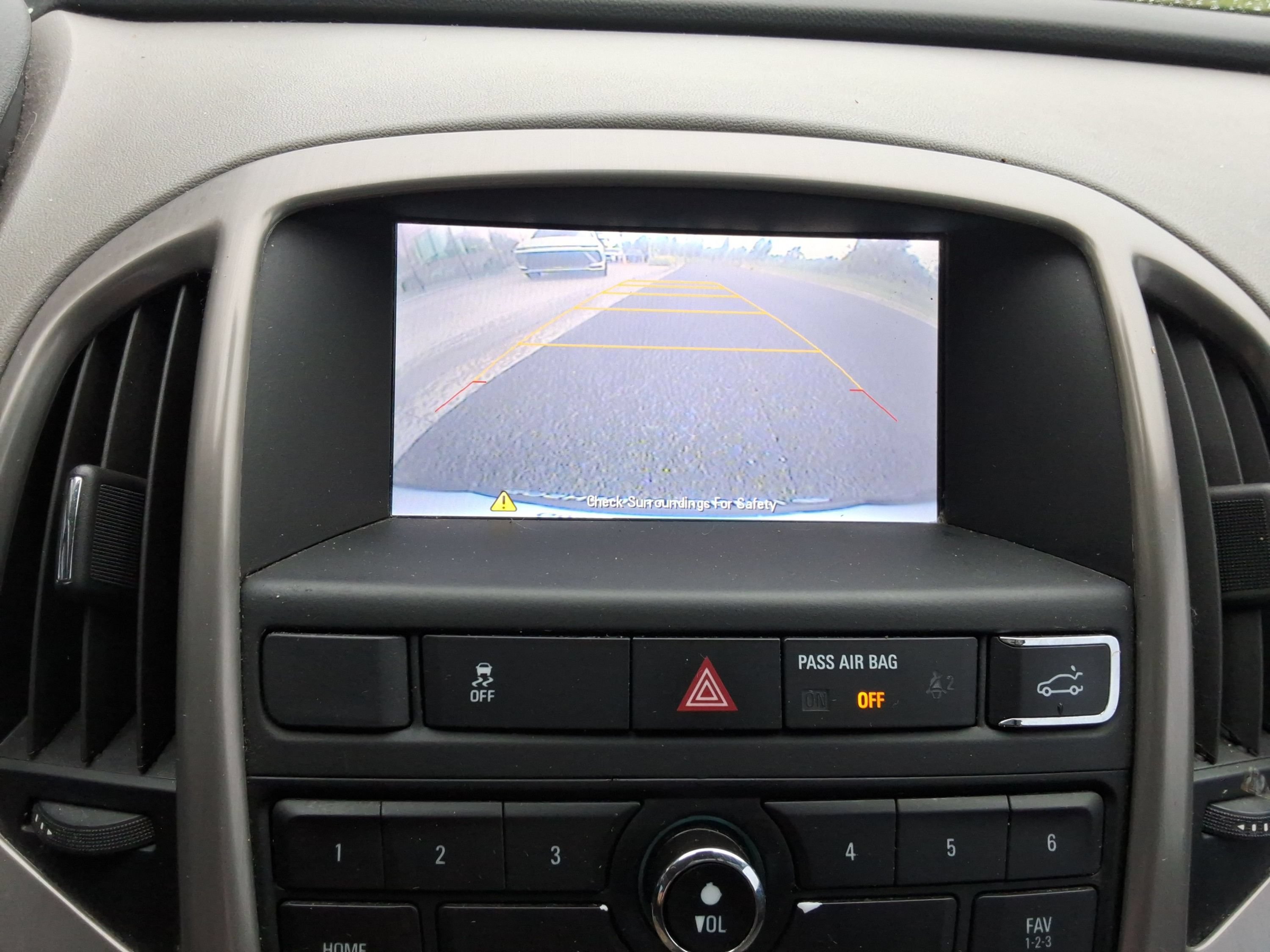Used 2015 Buick Verano FWD image 16
