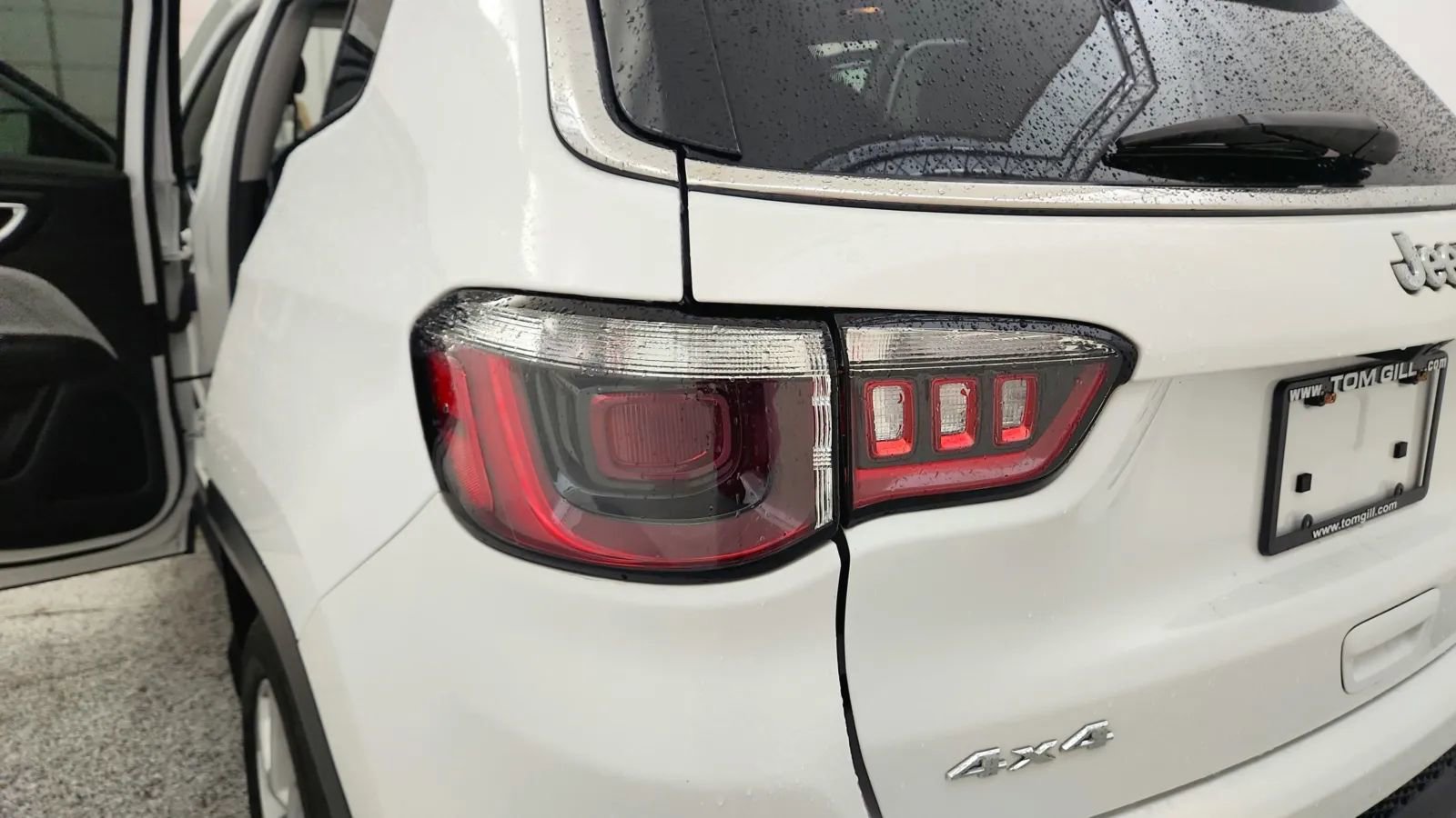 Used 2022 Jeep Compass Latitude image 15