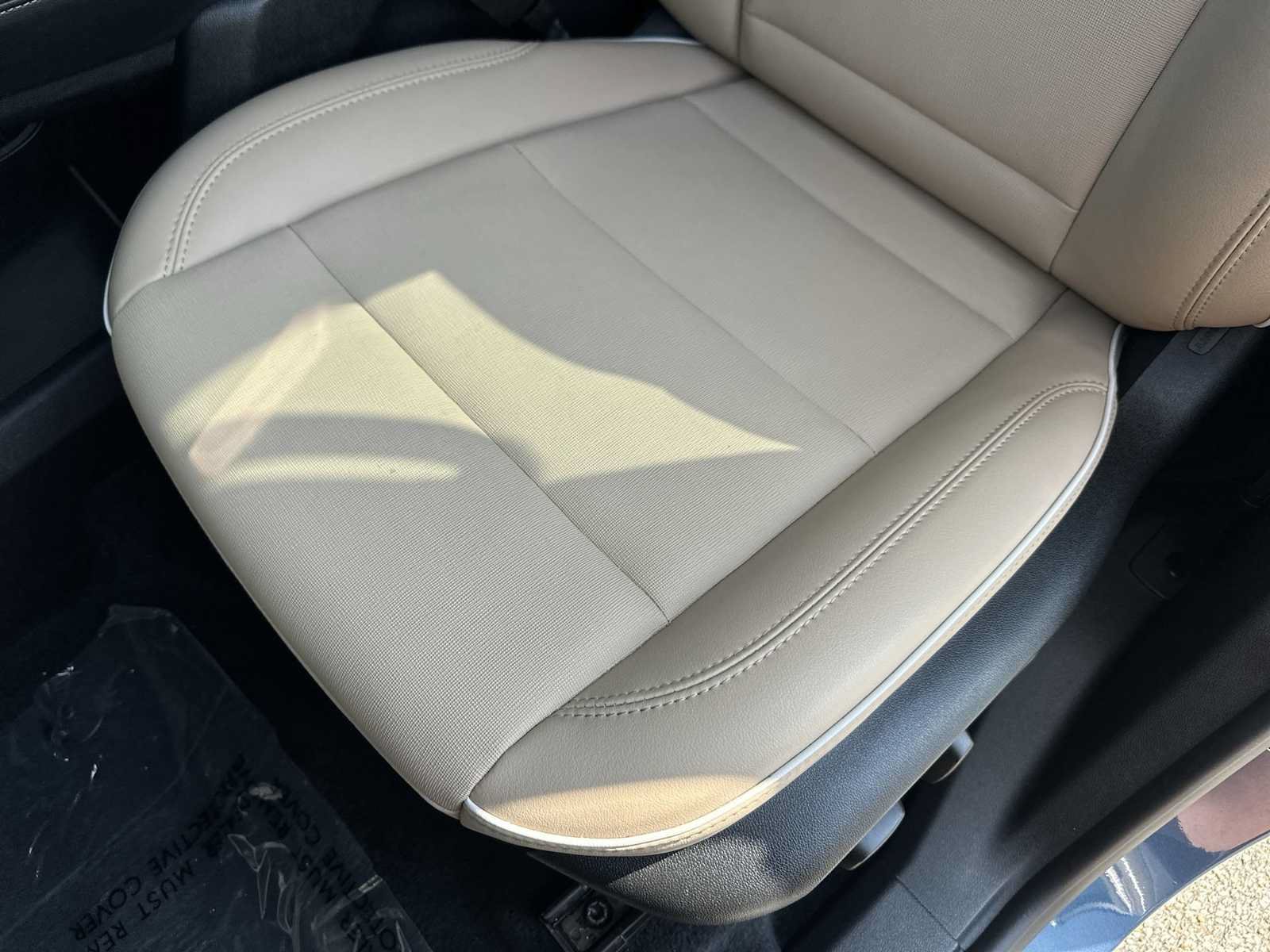 Used 2025 Buick Enclave Preferred w/ Power Package FWD image 17