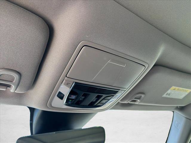 Used 2023 Acura MDX FWD image 19