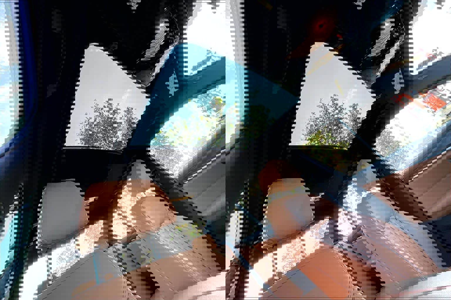 Used 2023 BMW M550i xDrive M550i xDrive w/ Executive Package image 23