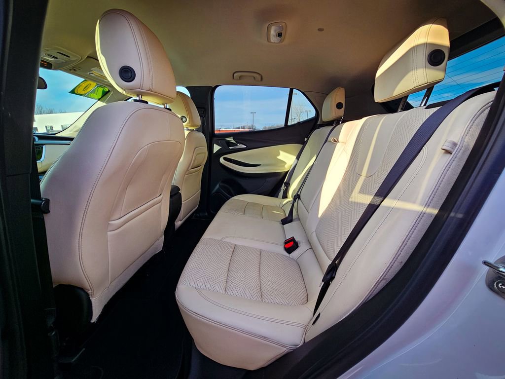 Used 2020 Buick Encore GX Essence w/ Advanced Technology Package image 34