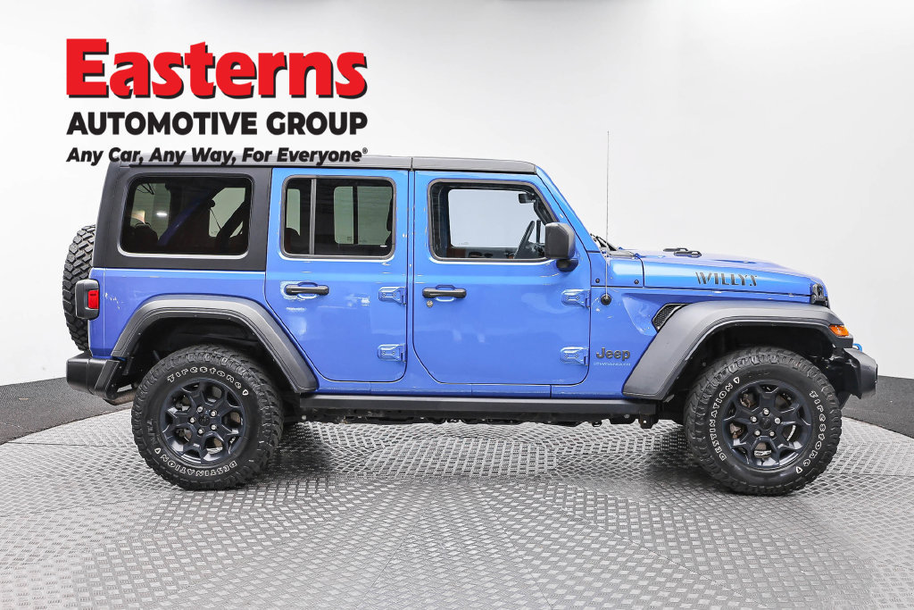 Used 2023 Jeep Wrangler Unlimited w/ Cold Weather Group AWD/4WD image 6
