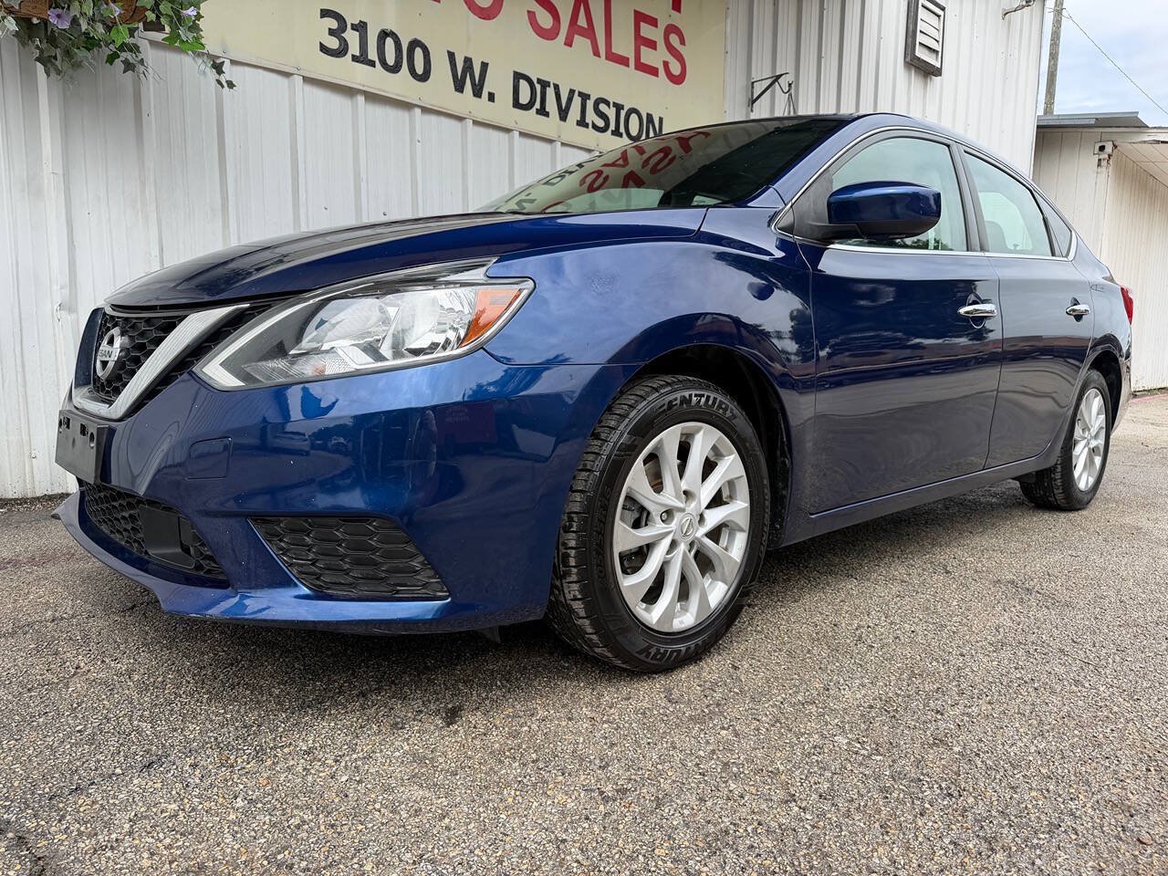 Used 2019 Nissan Sentra SV FWD image 3