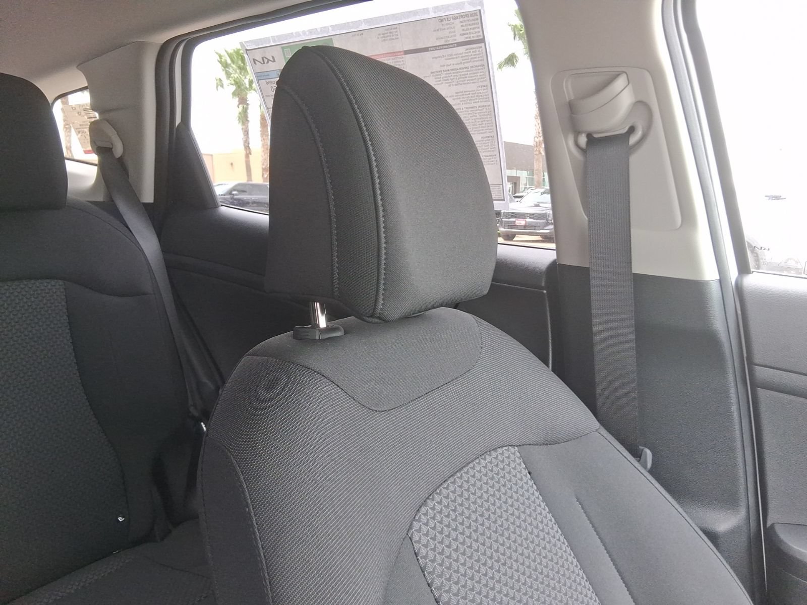 New 2026 Kia Sportage LX w/ LX Convenience Package FWD image 18