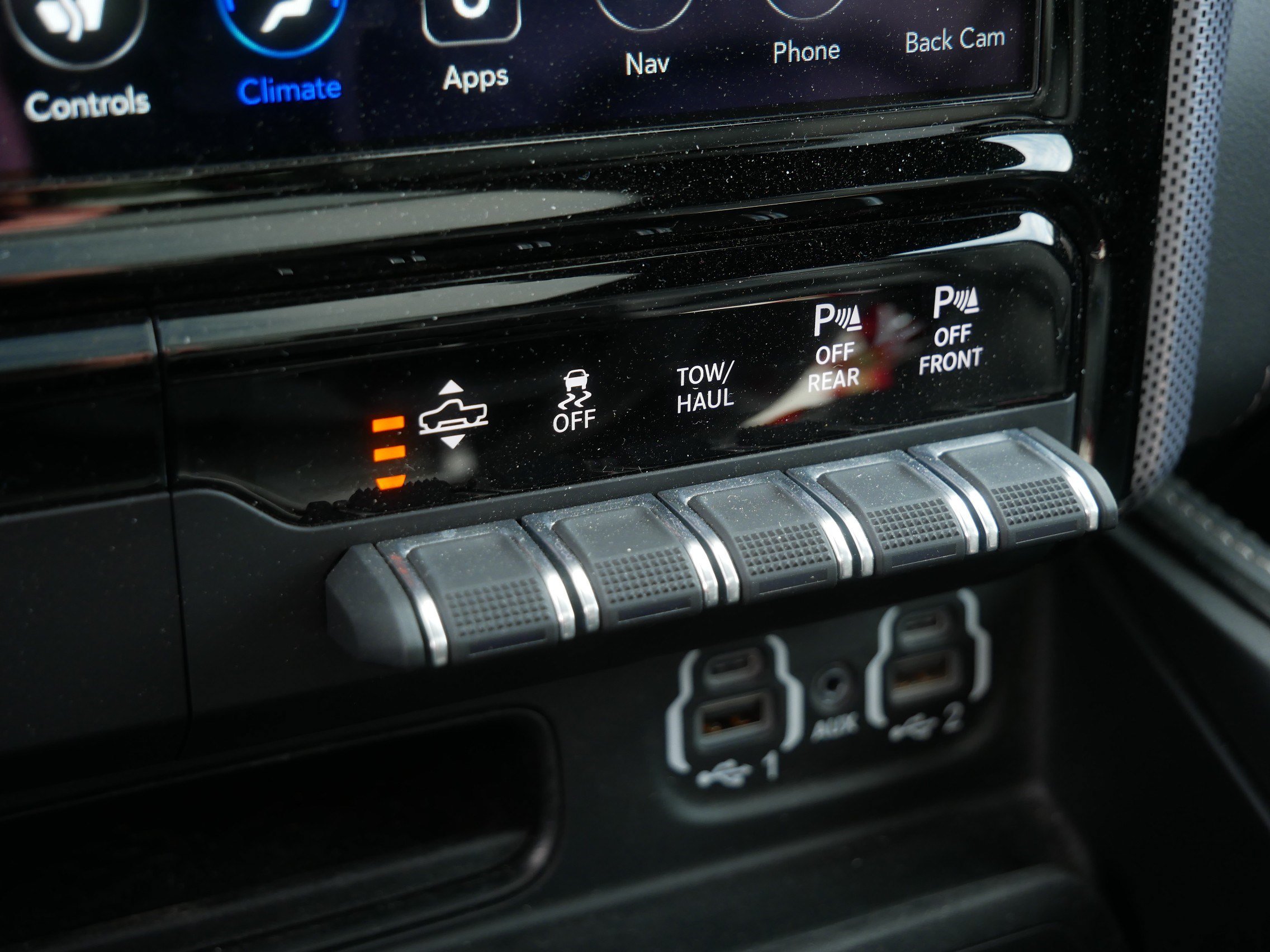 Certified 2020 RAM 1500 Limited w/ Black Appearance Package AWD/4WD image 29