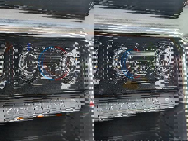 Certified 2024 GMC Sierra 1500 Denali Ultimate AWD/4WD image 14