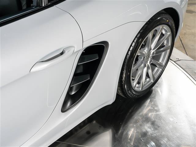 Certified 2025 Porsche 718 Cayman RWD image 34