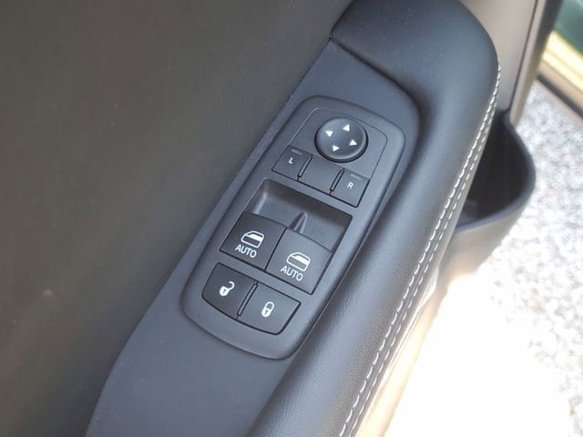 Used 2023 Dodge Challenger SRT Hellcat w/ Driver Convenience Group image 13