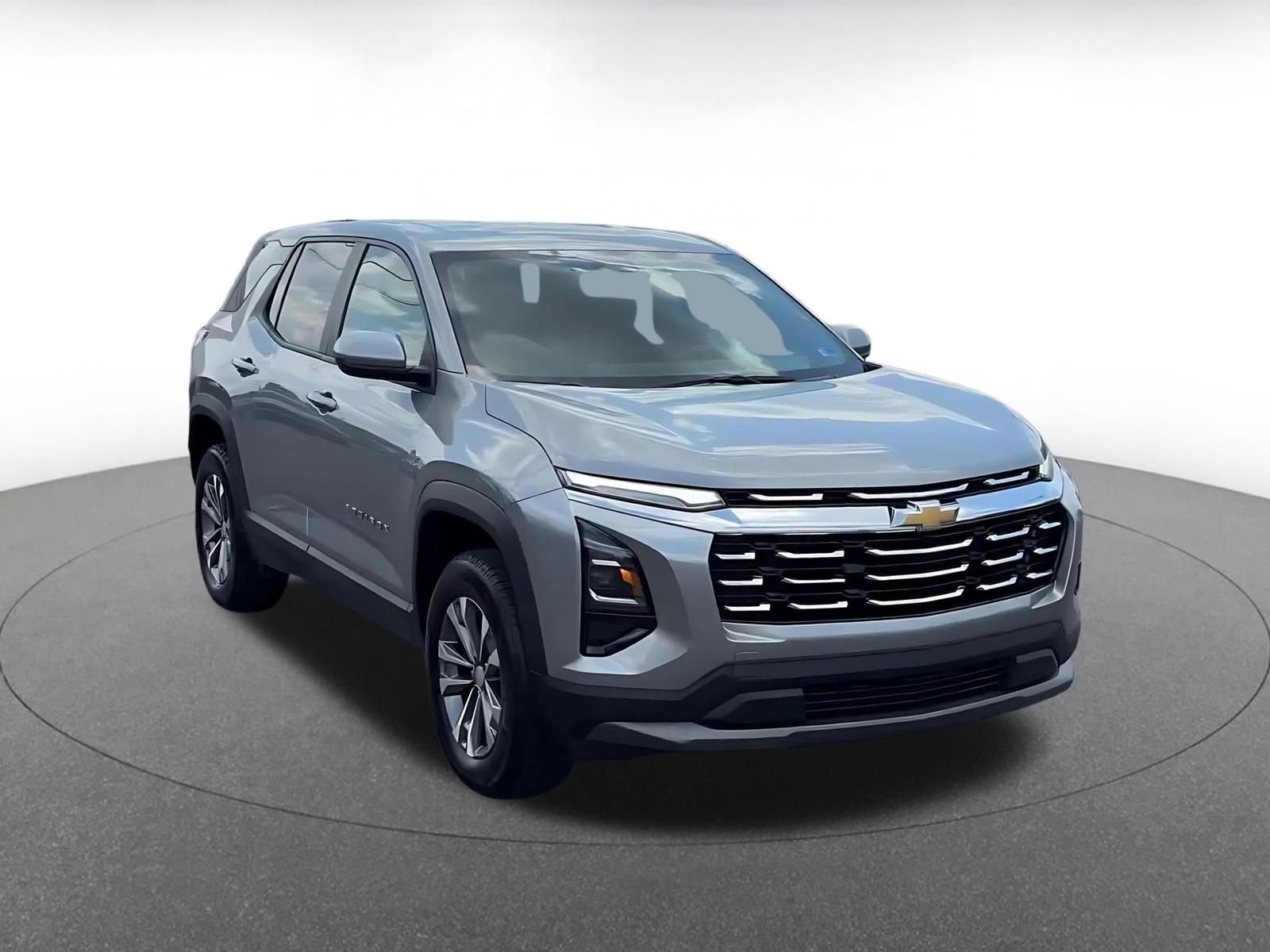 Used 2025 Chevrolet Equinox LT AWD/4WD image 3