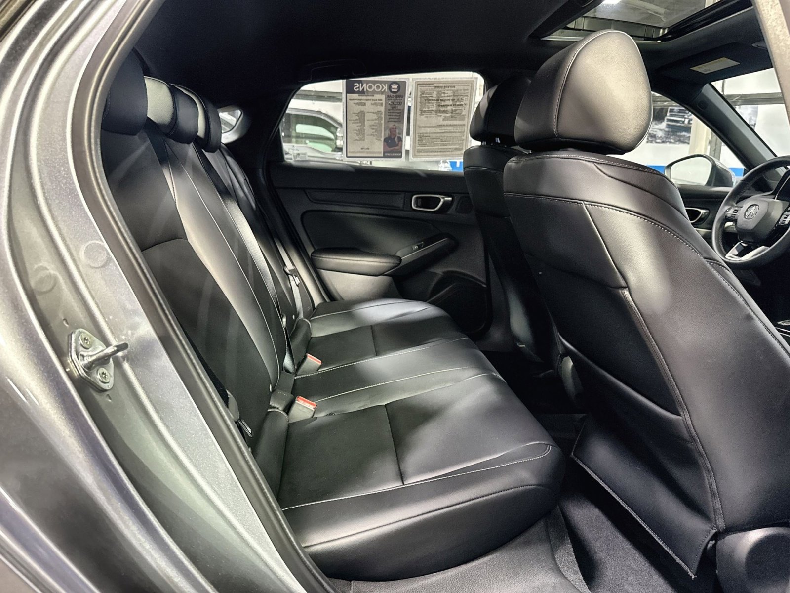 Used 2023 Acura Integra A-Spec image 31