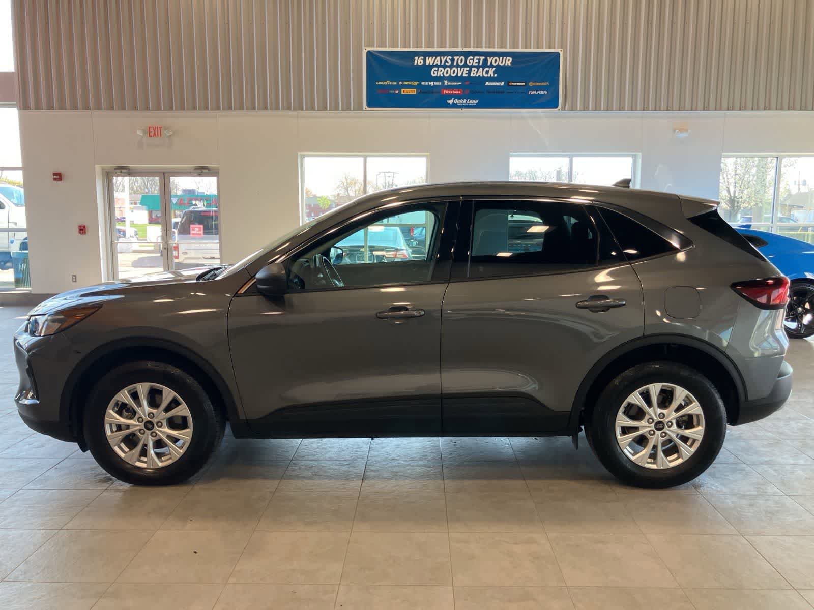 Used 2023 Ford Escape Active AWD/4WD image 8