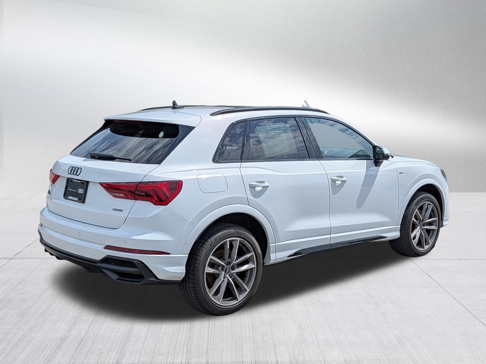 Certified 2022 Audi Q3 2.0T Premium Plus w/ Premium Plus Package AWD/4WD image 7