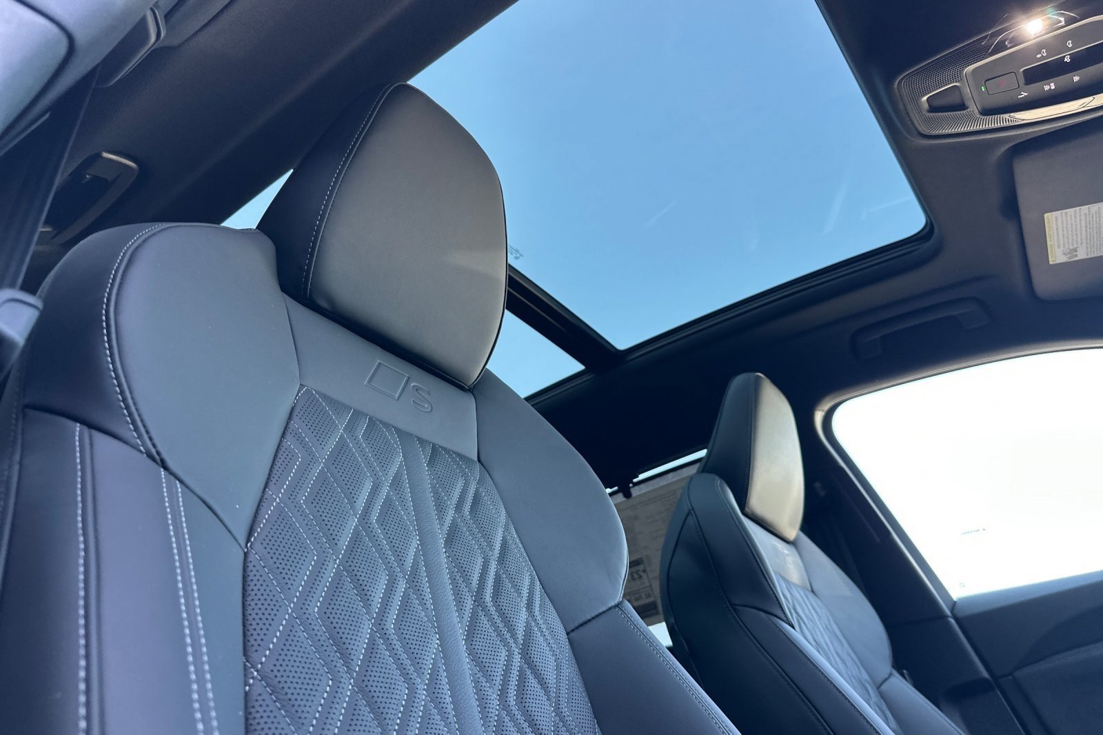 New 2026 Audi SQ5 Premium Plus AWD/4WD image 16