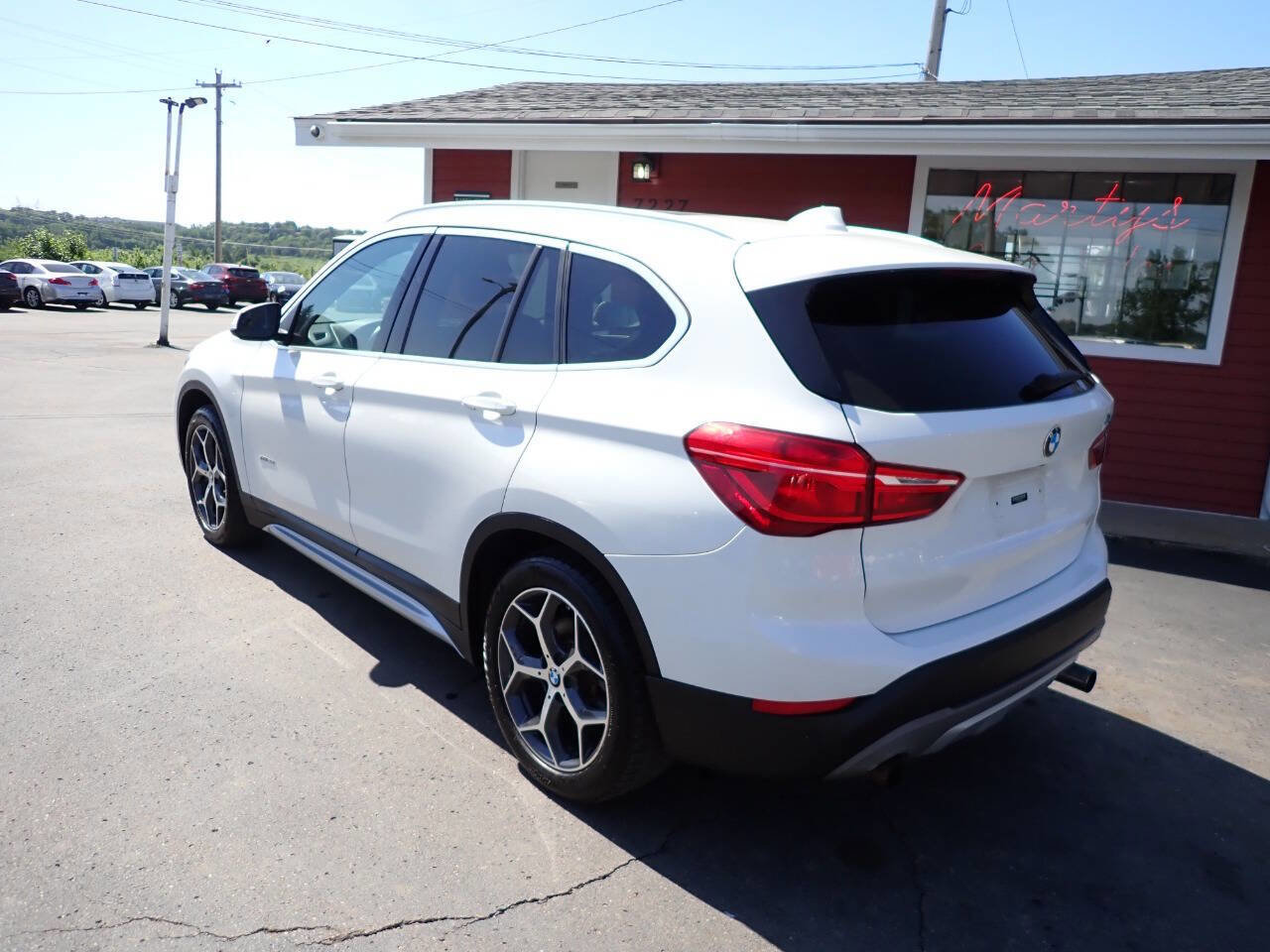 Used 2016 BMW X1 xDrive28i AWD/4WD image 4