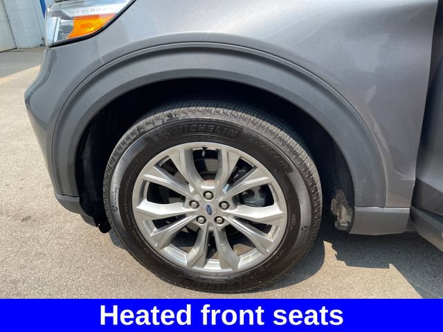 Used 2024 Ford Explorer XLT w/ Equipment Group 202A AWD/4WD image 23