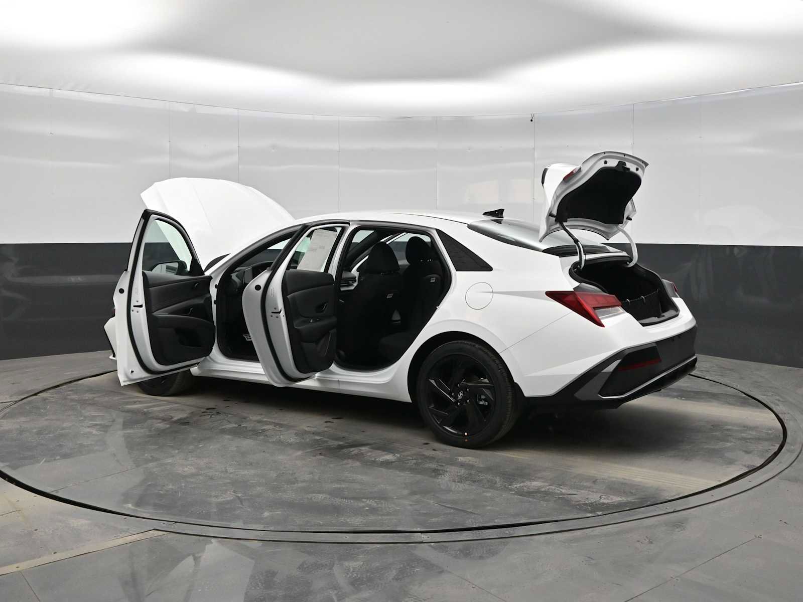 New 2026 Hyundai Elantra Sport image 43