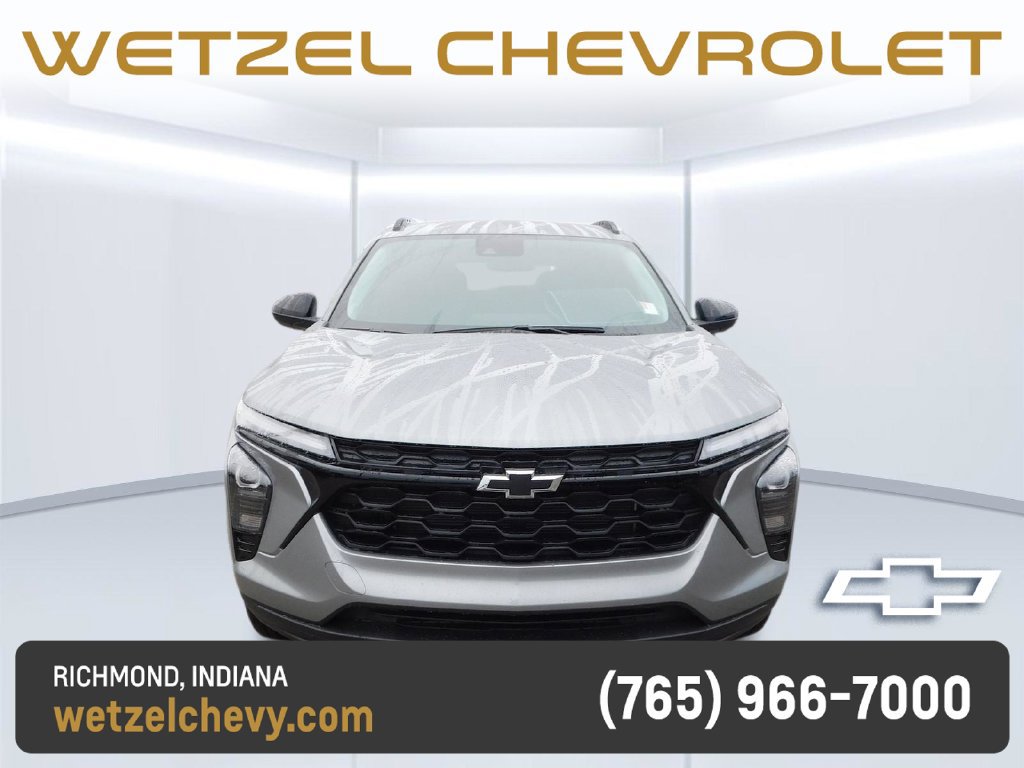 New 2026 Chevrolet Trax LT w/ Midnight Edition FWD image 8